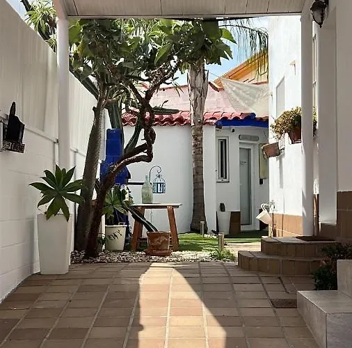Beach-Goretti House