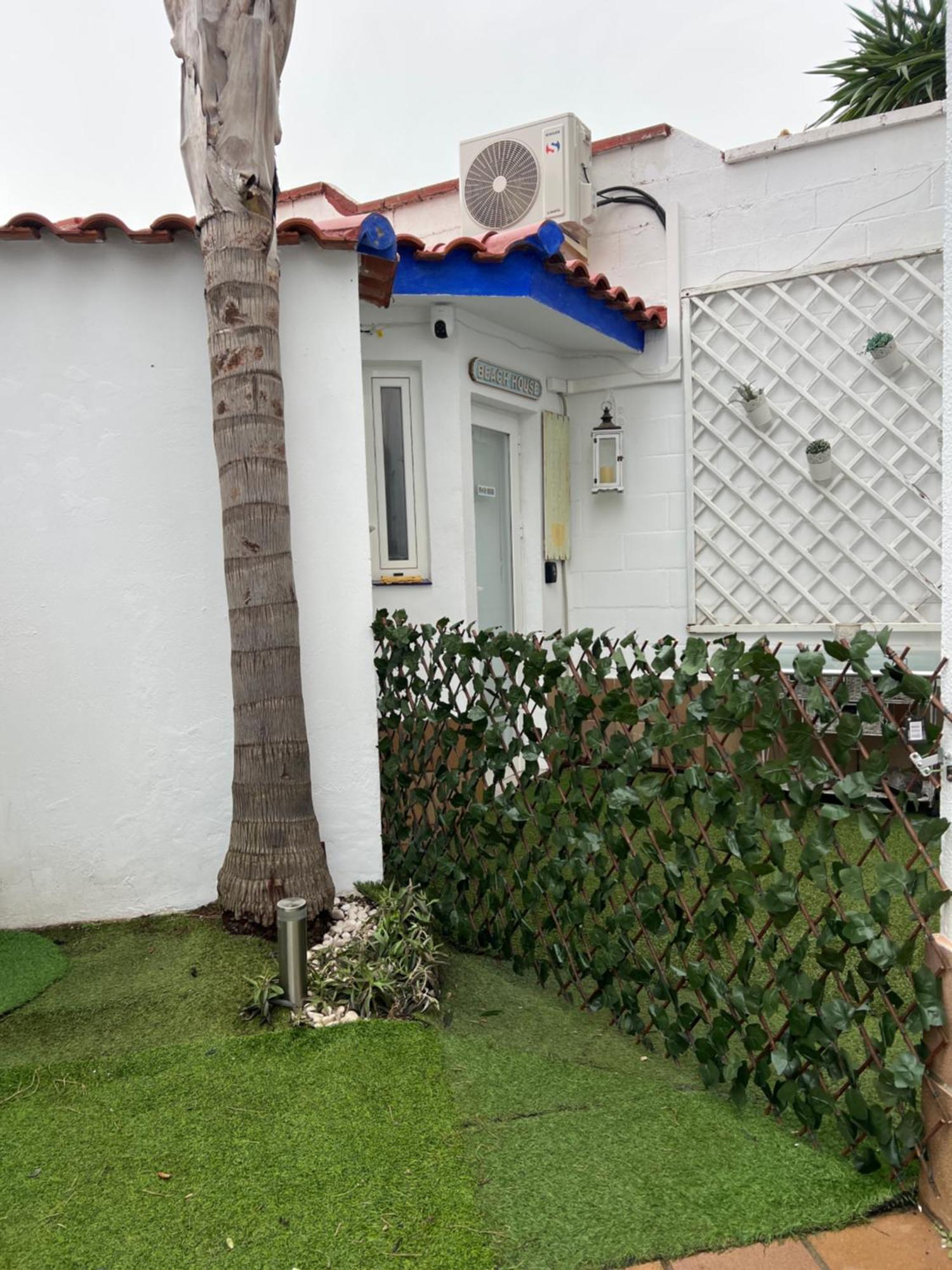 Beach-goretti House *
